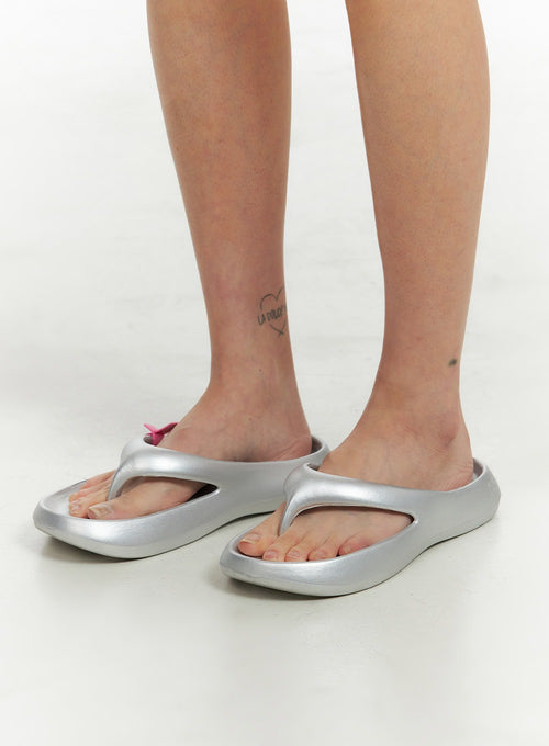 Basic Slippers CU417