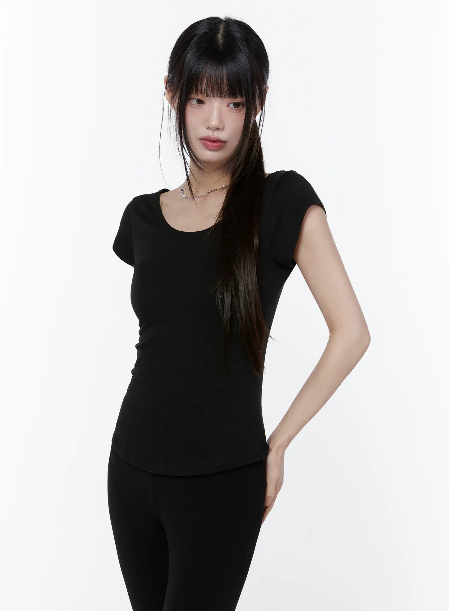 Basic Scoop Neck Short Sleeve Tee CU508