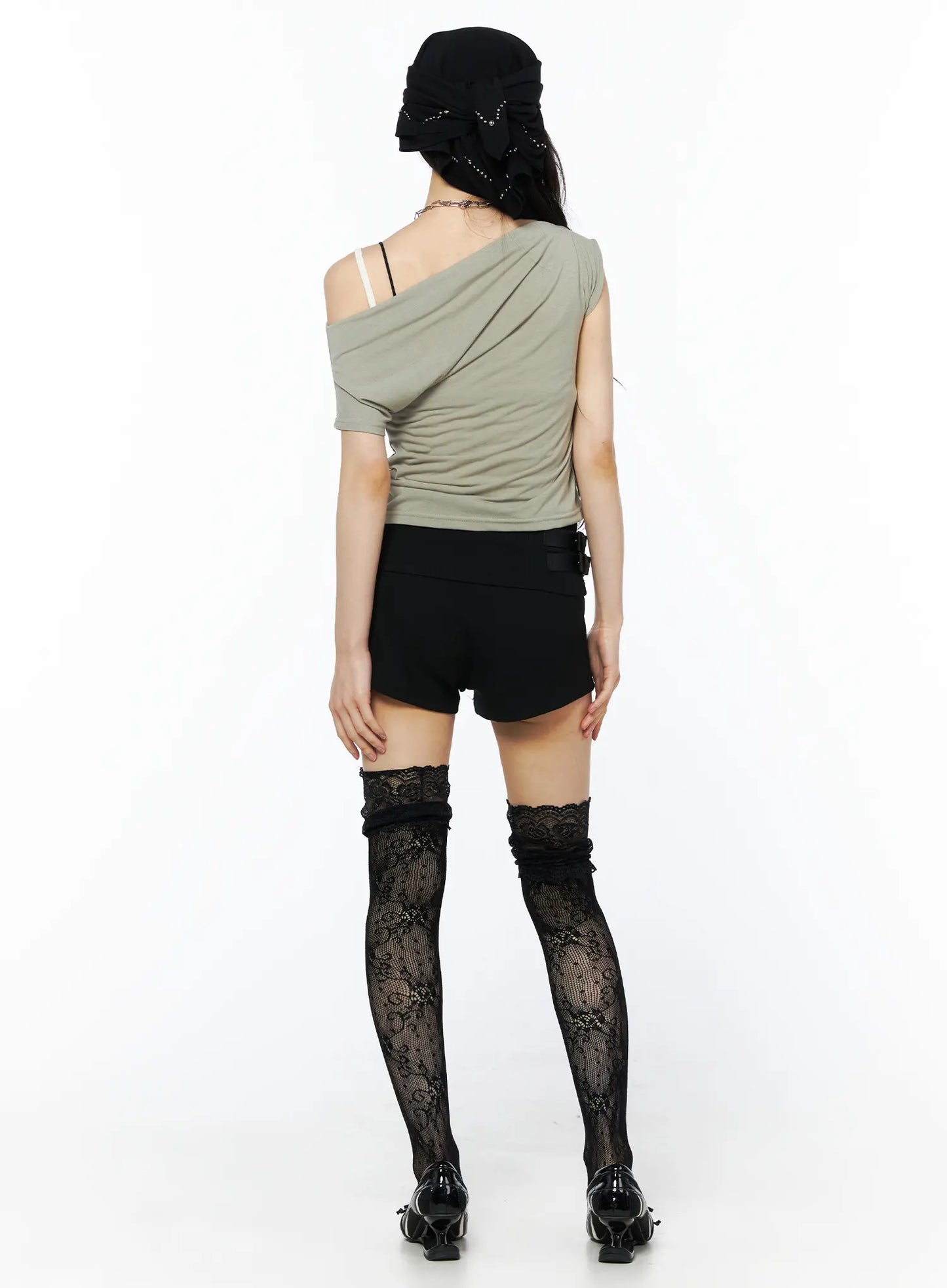 Buckle Detail Folding Shorts CU511
