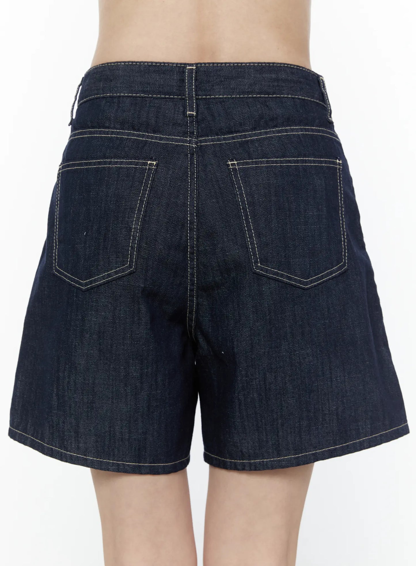 Classic High-Waist Denim Shorts IU505