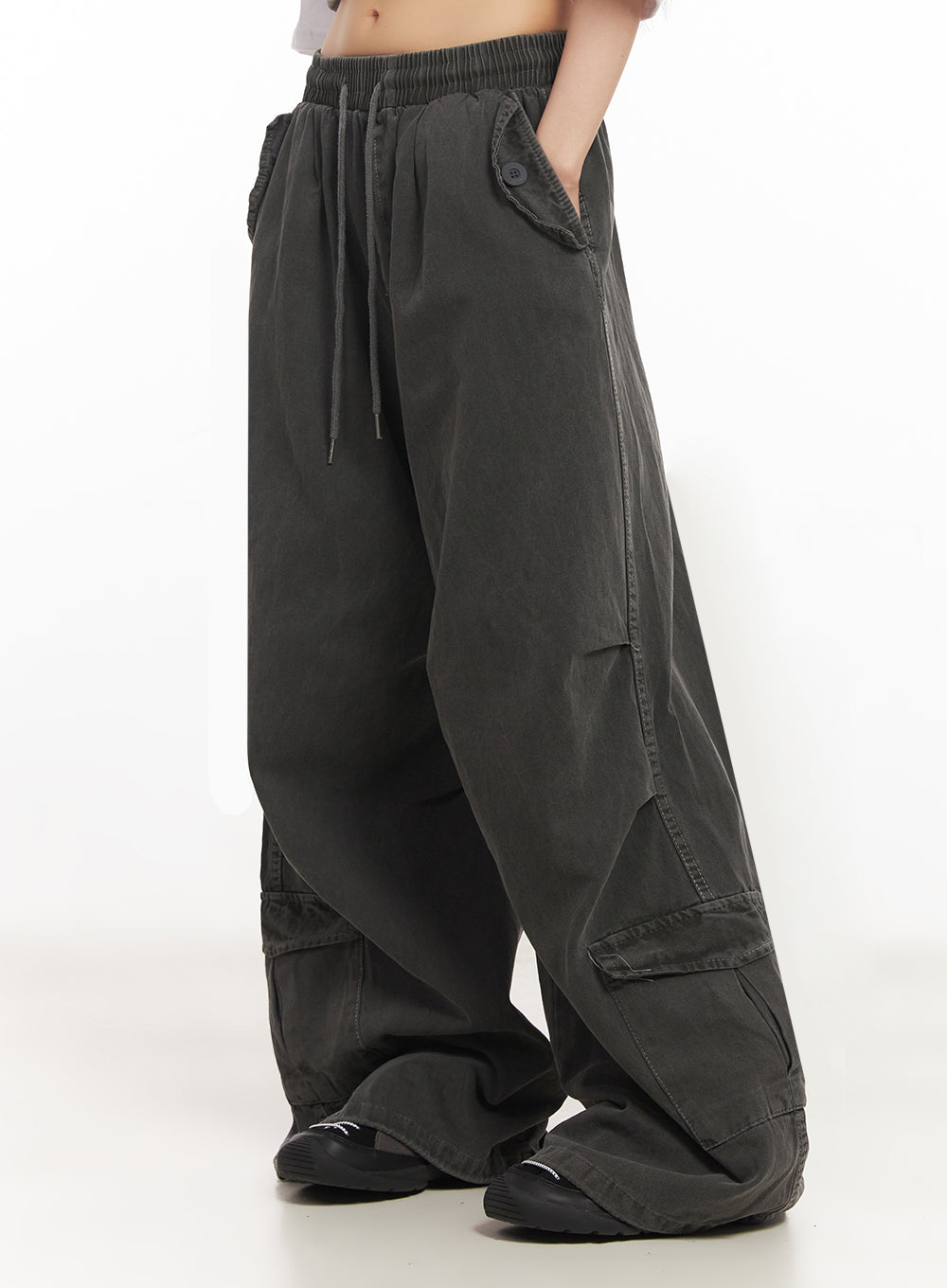 Cargo Washed Wide-Leg Sweatpants IY502