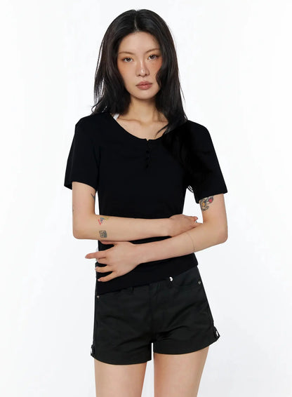 Casual Off-Shoulder Shirred Tee IU509