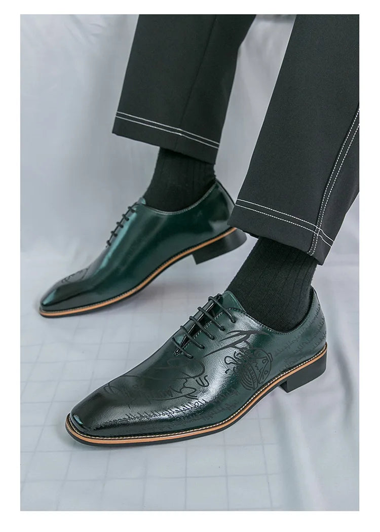 Men's Casual Leather Shoes Large Size New Style Pointed Toe Fashion Trend Carving Glossy Surface Leather Shoes Rubber Sole