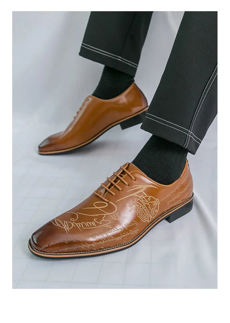 Men's Casual Leather Shoes Large Size New Style Pointed Toe Fashion Trend Carving Glossy Surface Leather Shoes Rubber Sole