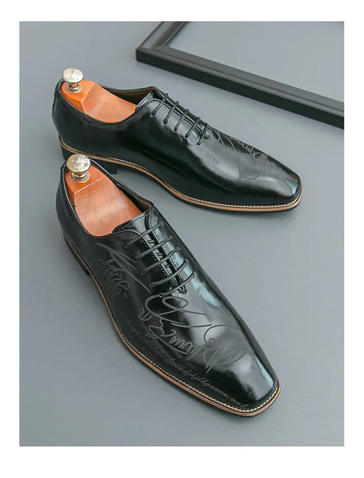Men's Casual Leather Shoes Large Size New Style Pointed Toe Fashion Trend Carving Glossy Surface Leather Shoes Rubber Sole