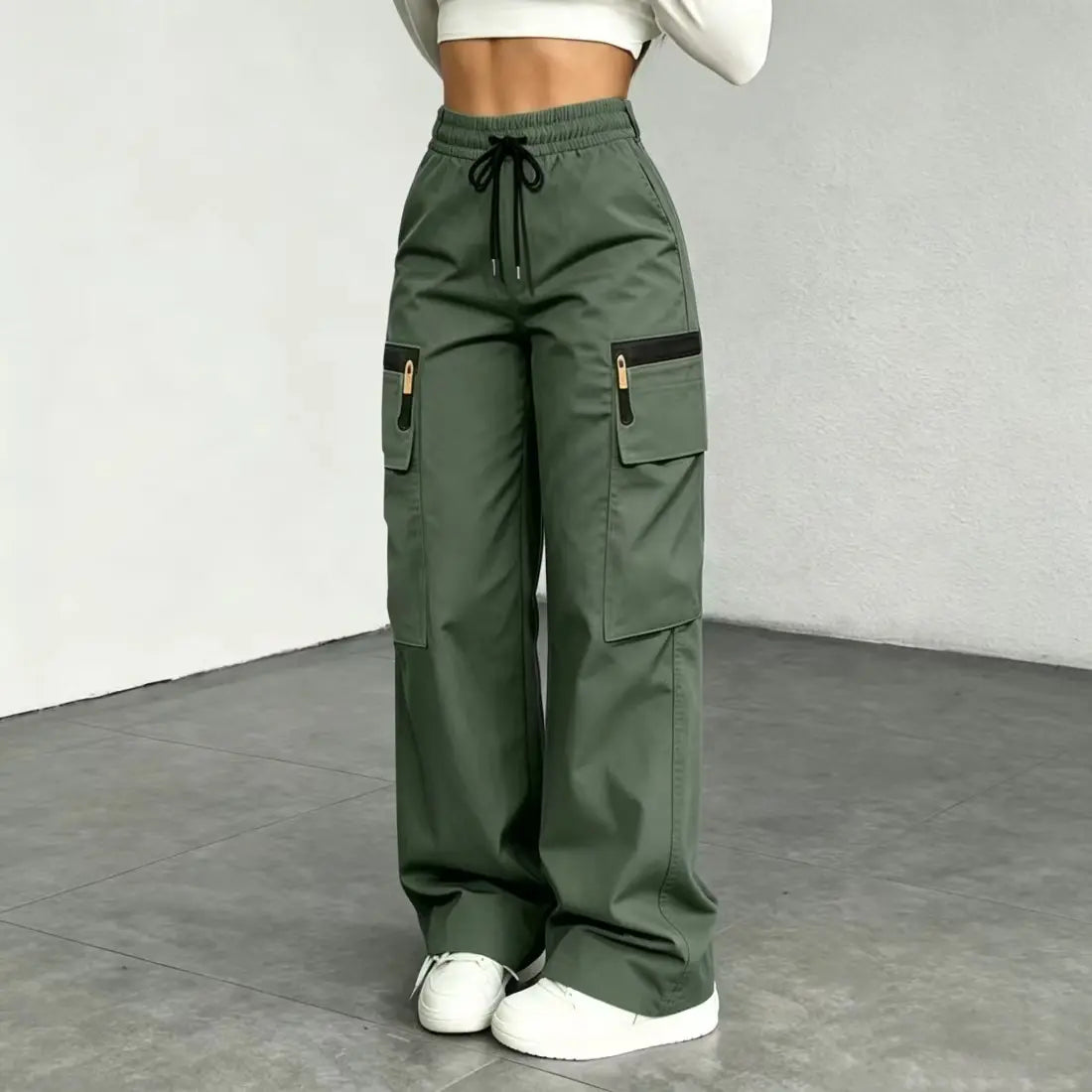 Women’s Lightweight Cargo Pants – Relaxed Fit with Multiple Utility Pockets