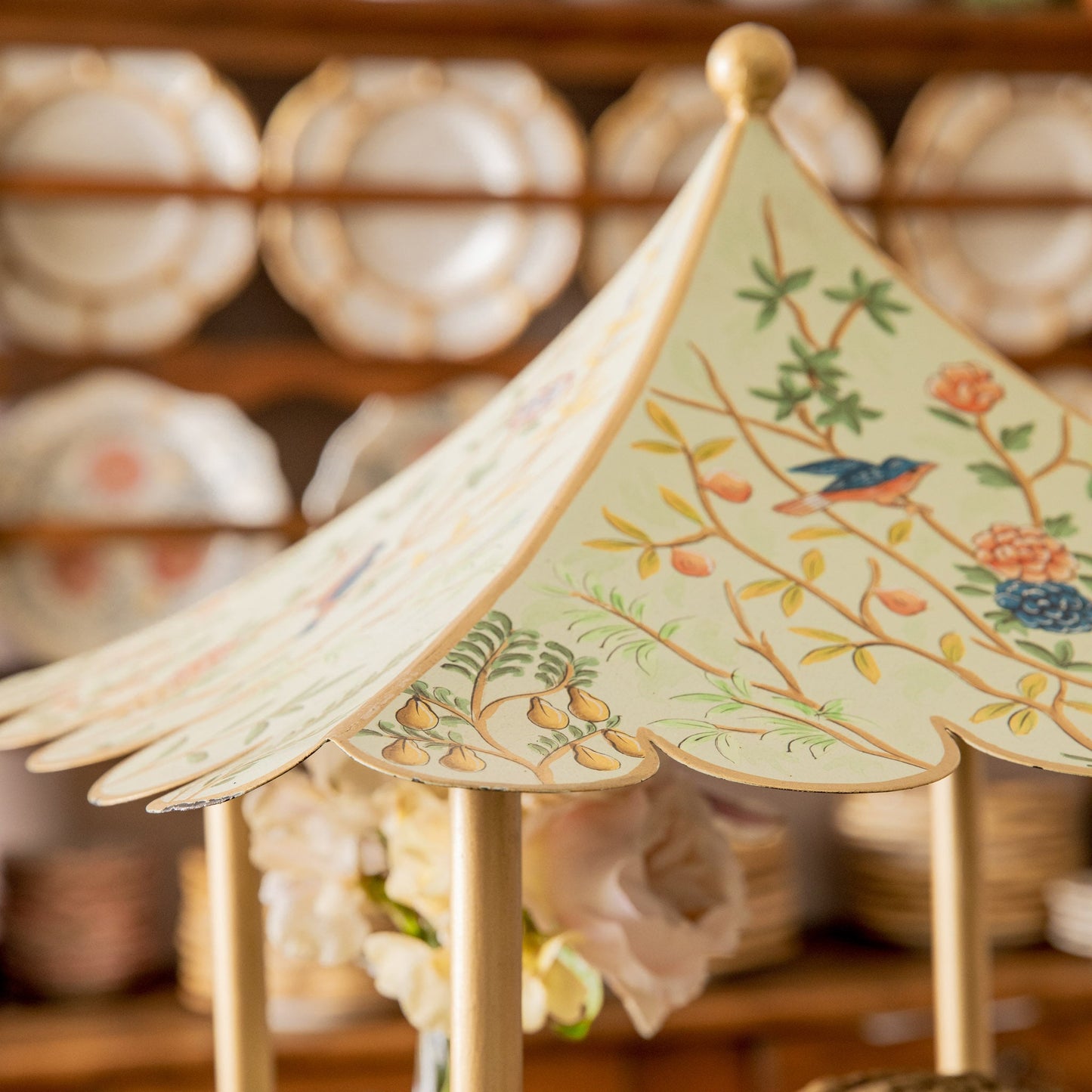 Chinoiserie Tole Three Tier Pagoda Stand