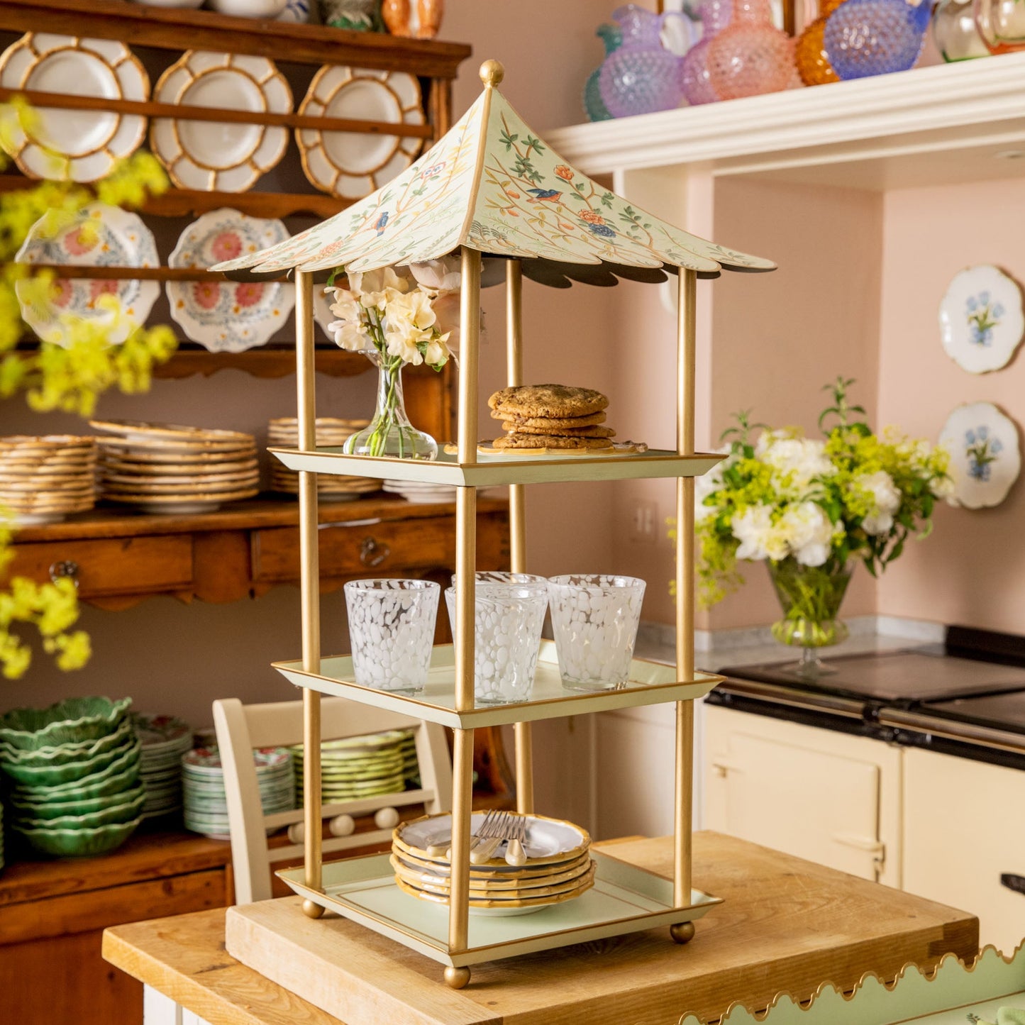 Chinoiserie Tole Three Tier Pagoda Stand